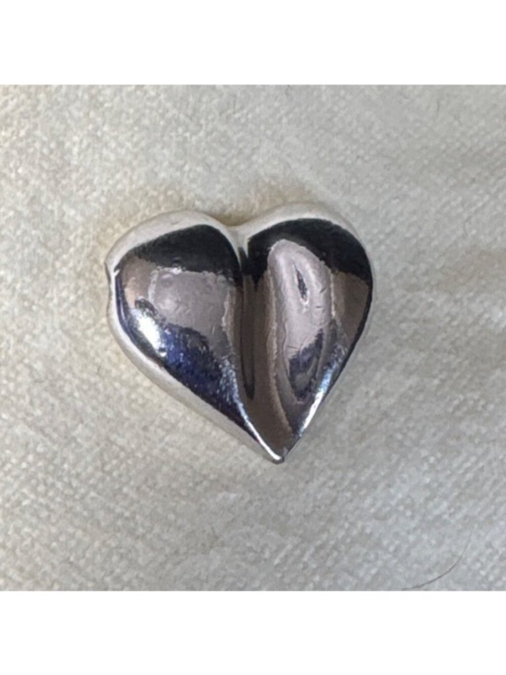 Vintage Avon Heart Sculptured Pendant Silver Tone Puffy Charm Avon Jewelry - Picture 2 of 8